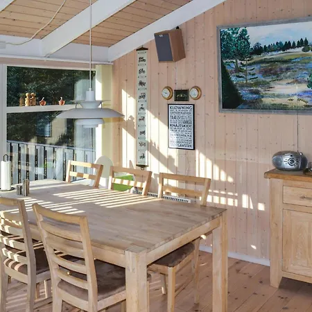 Three-bedroom In Albak Сasa de vacaciones *