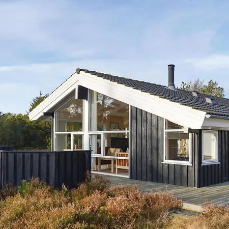 Three-bedroom In Albak Сasa de vacaciones Ålbæk