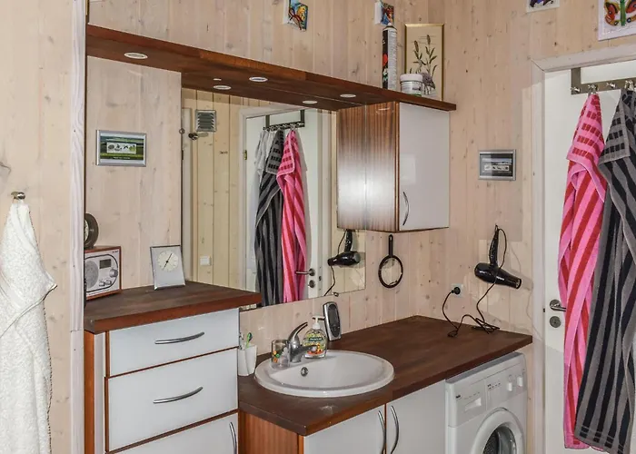Дом отдыха Three-bedroom In Albak